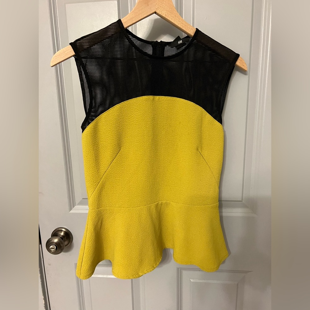 H&M top - Picture 1 of 4